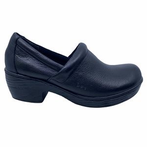 b.o.c. Women's Nadiyya Black Leather Clogs Size 9